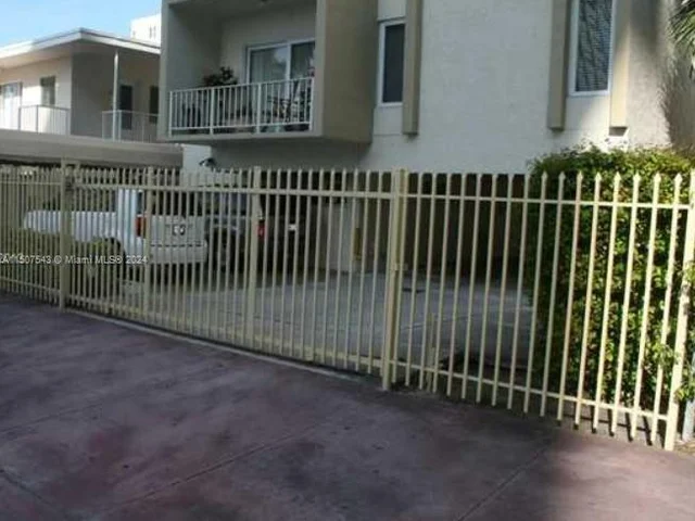 1245 West Ave # 302, Miami Beach FL 33139