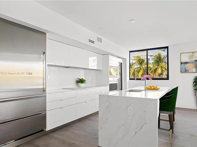 9521 E Bay Harbor Dr # 302, Bay Harbor Islands FL 33154