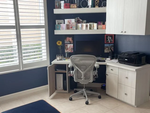 126 Coral Cay Dr, Palm Beach Gardens FL 33418