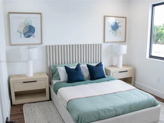 1510 SW 15th St, Miami FL 33145