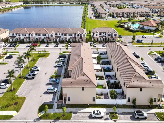 3422 W 112th Pl, Hialeah FL 33018