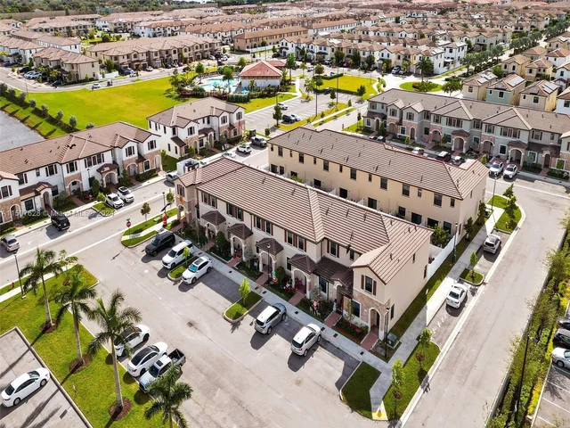 3422 W 112th Pl, Hialeah FL 33018