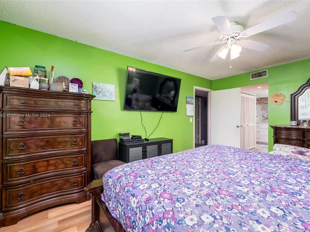 7535 Trent Dr # 202, Tamarac FL 33321