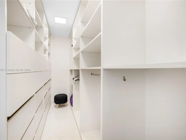 15901 Collins Ave # 707, Sunny Isles Beach FL 33160