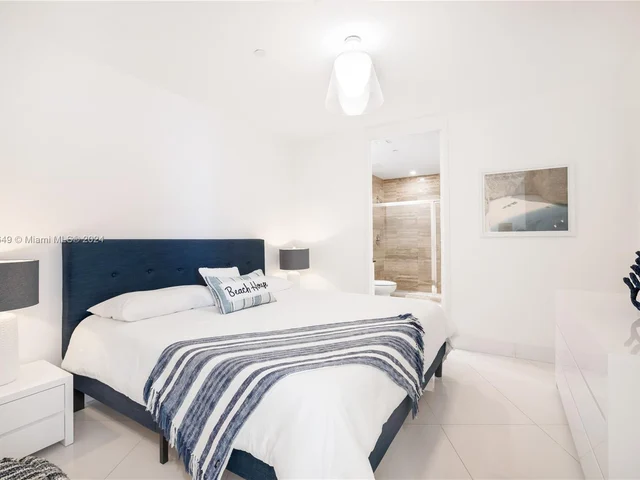 15901 Collins Ave # 707, Sunny Isles Beach FL 33160