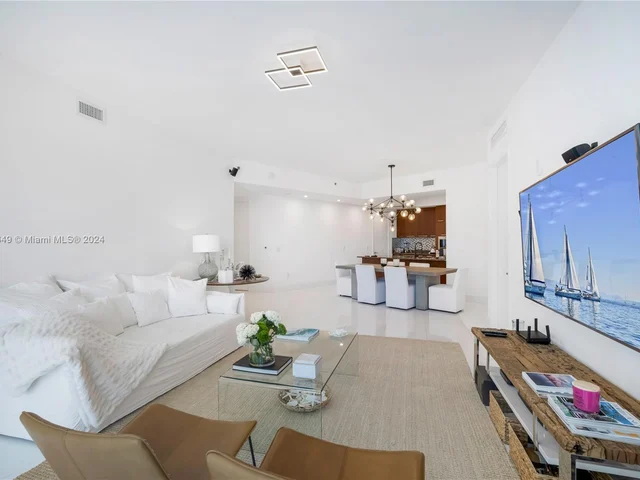 15901 Collins Ave # 707, Sunny Isles Beach FL 33160