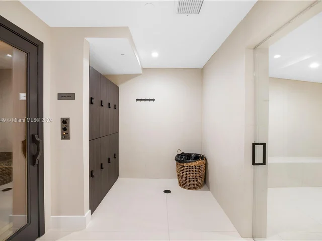 15901 Collins Ave # 707, Sunny Isles Beach FL 33160