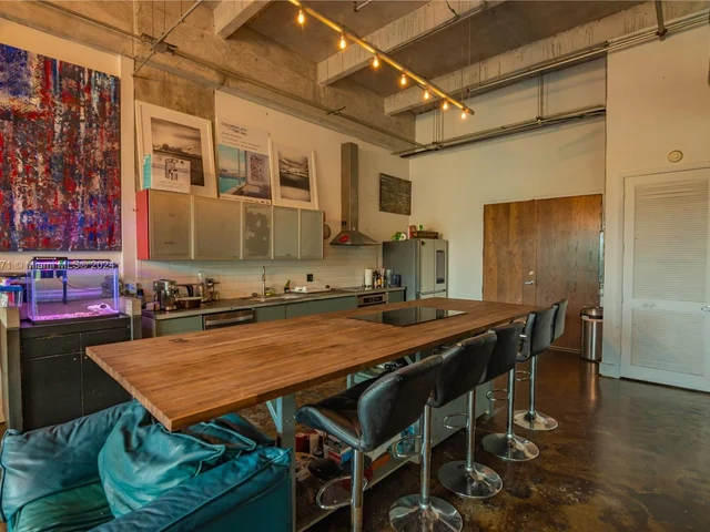 1749 NE Miami Ct # 207, Miami FL 33132