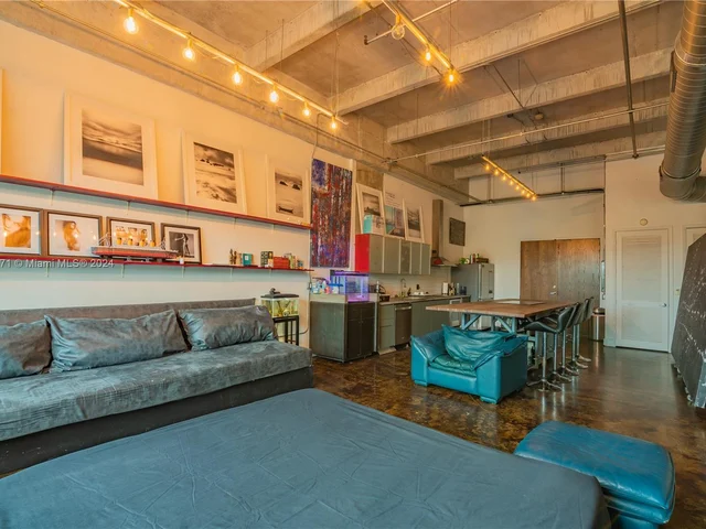 1749 NE Miami Ct # 207, Miami FL 33132