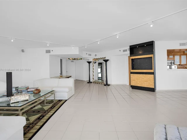 16485 Collins Ave # 1236, Sunny Isles Beach FL 33160