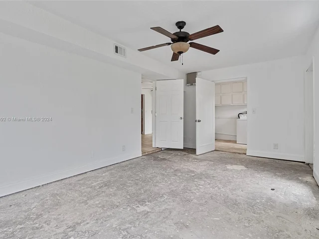 118 SW 25th Ave, Boynton Beach FL 33435