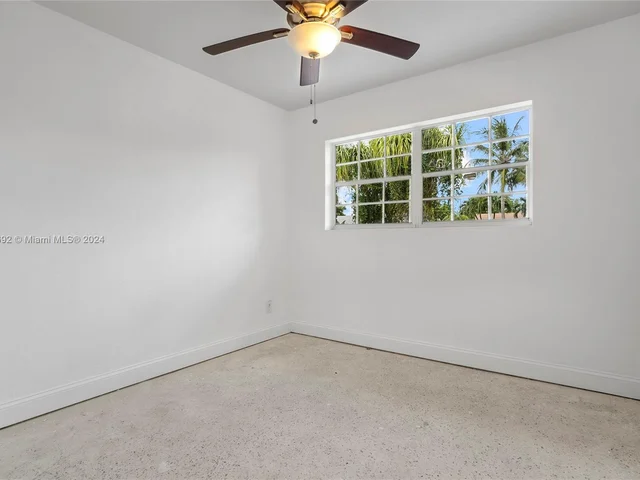 118 SW 25th Ave, Boynton Beach FL 33435