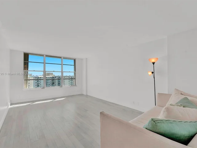 3800 S Ocean Dr # 1720, Hollywood FL 33019