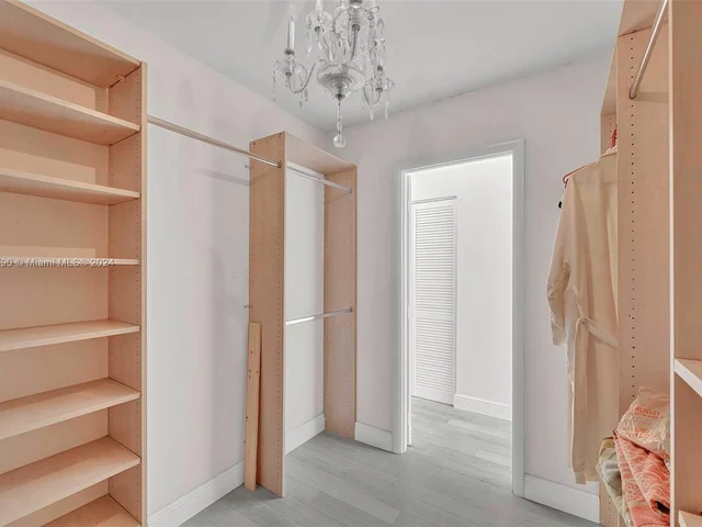 3800 S Ocean Dr # 1720, Hollywood FL 33019