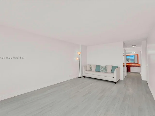 3800 S Ocean Dr # 1720, Hollywood FL 33019