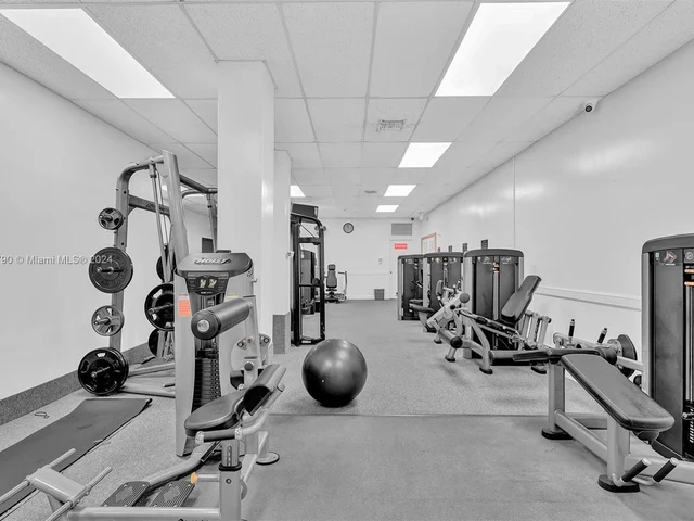 3800 S Ocean Dr # 1720, Hollywood FL 33019