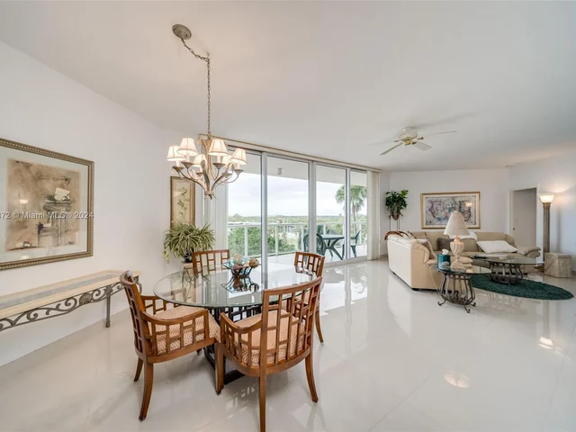 6001 N Ocean Dr # 503, Hollywood FL 33019