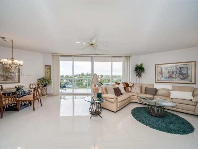 6001 N Ocean Dr # 503, Hollywood FL 33019
