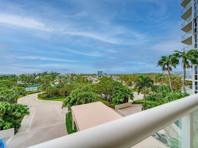 6001 N Ocean Dr # 503, Hollywood FL 33019