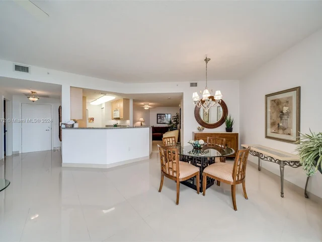 6001 N Ocean Dr # 503, Hollywood FL 33019