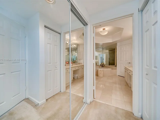 6001 N Ocean Dr # 503, Hollywood FL 33019