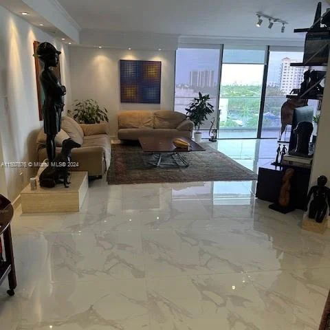 19707 Turnberry Way # 8B, Aventura FL 33180