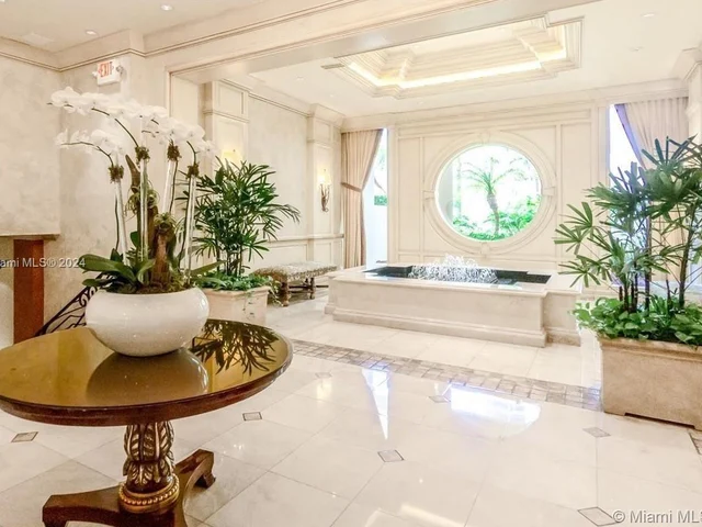 19707 Turnberry Way # 8B, Aventura FL 33180