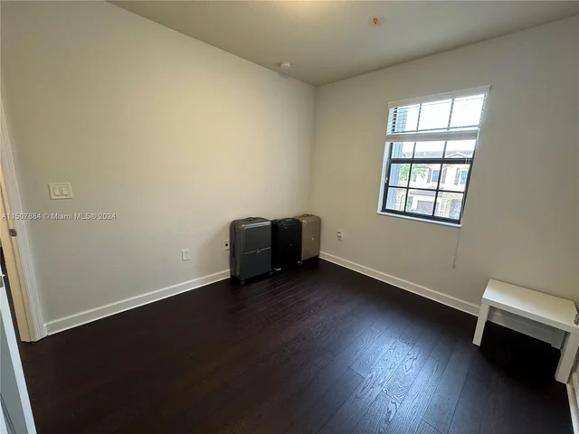 342 NE 37th Ave, Homestead FL 33033