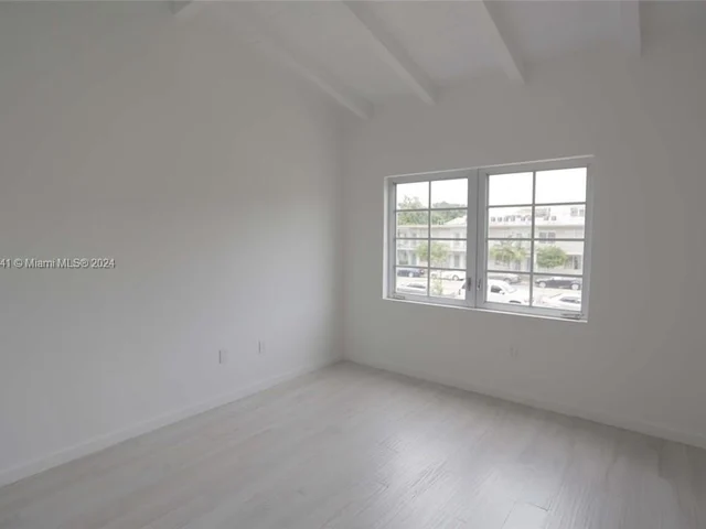 1450 Meridian # 202, Miami Beach FL 33139