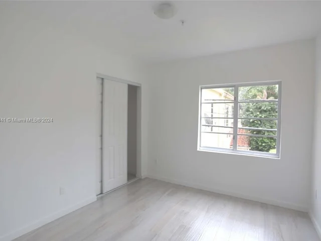 1450 Meridian # 202, Miami Beach FL 33139