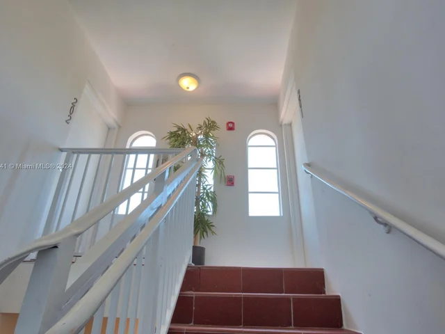 1450 Meridian # 202, Miami Beach FL 33139