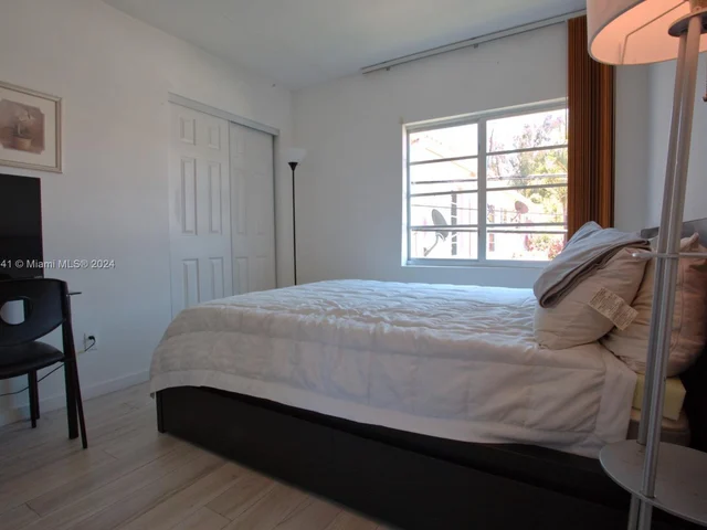 1450 Meridian # 202, Miami Beach FL 33139