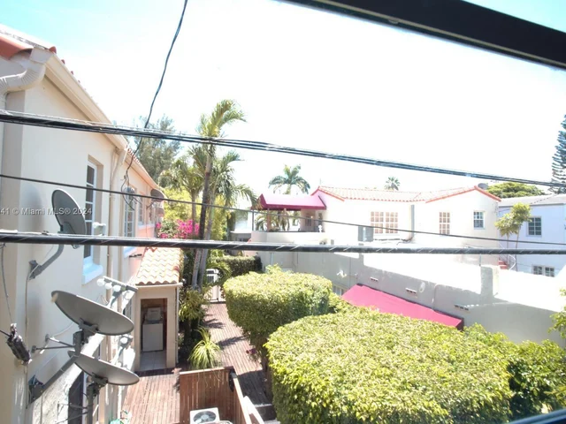 1450 Meridian # 202, Miami Beach FL 33139