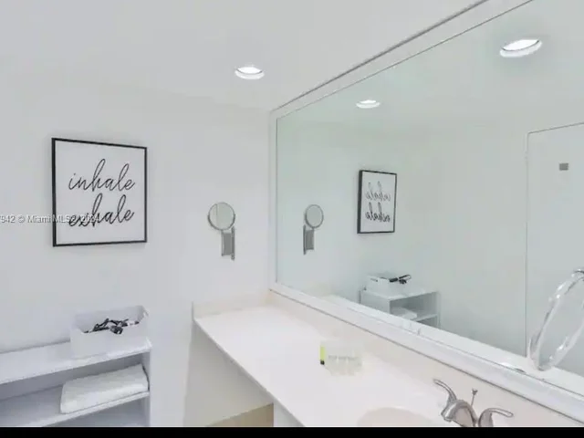 4001 S Ocean Dr # 7L, Hollywood FL 33019