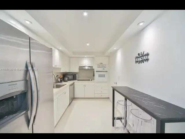 4001 S Ocean Dr # 7L, Hollywood FL 33019