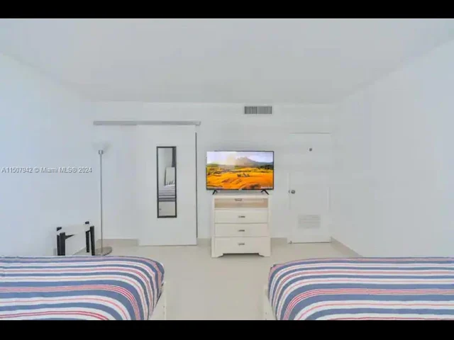 4001 S Ocean Dr # 7L, Hollywood FL 33019