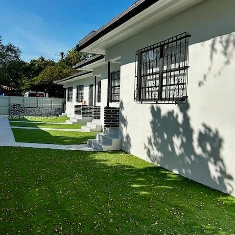 5541 NW 1st Ave # 4, Miami FL 33127