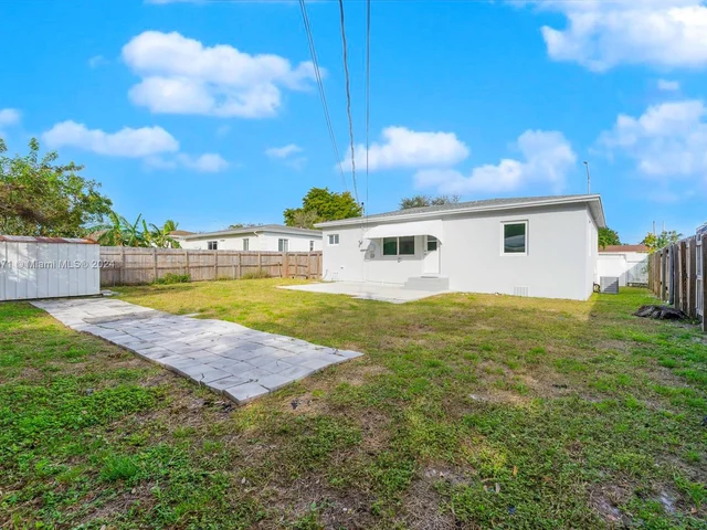 1980 NE 159th St, North Miami Beach FL 33162