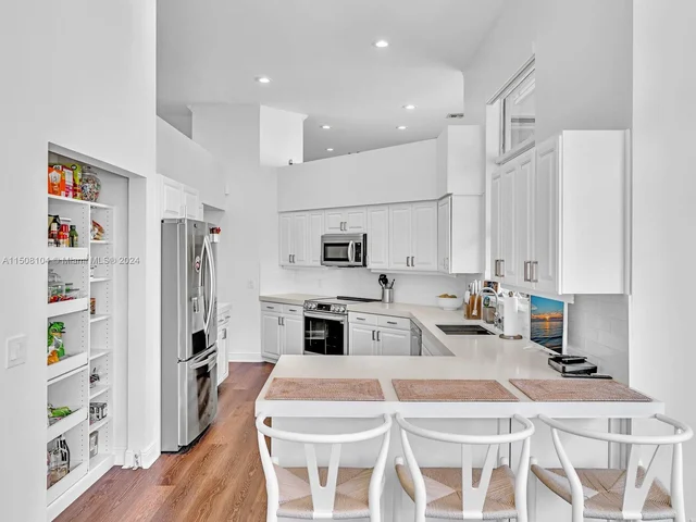 6356 NW 25th Way, Boca Raton FL 33496