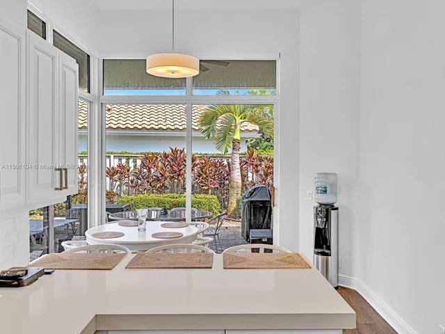 6356 NW 25th Way, Boca Raton FL 33496