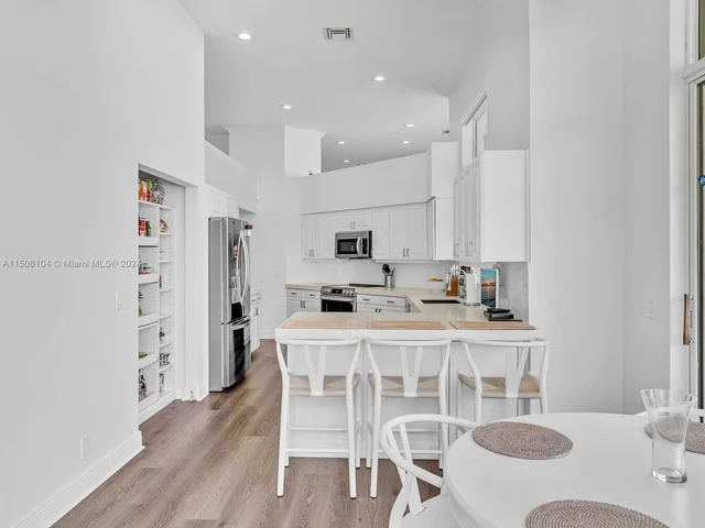 6356 NW 25th Way, Boca Raton FL 33496