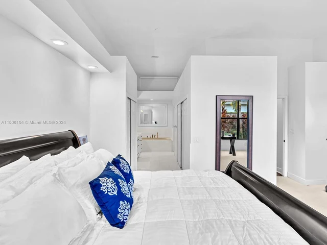 6356 NW 25th Way, Boca Raton FL 33496