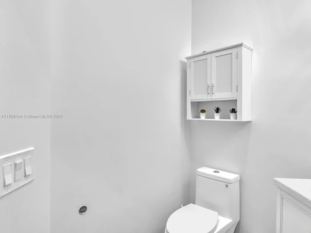 6356 NW 25th Way, Boca Raton FL 33496