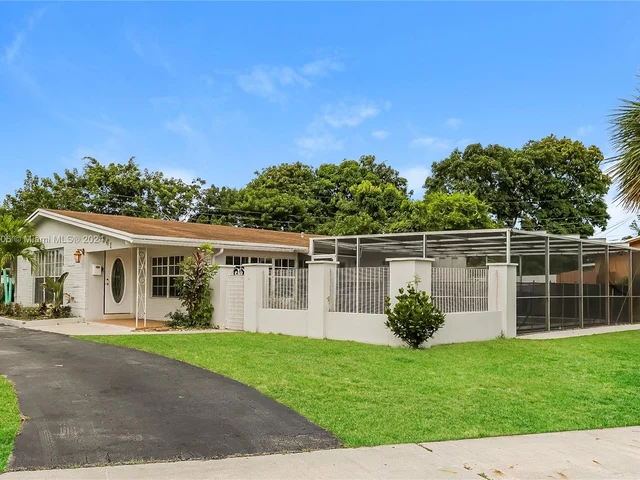 3861 NW 6th Ct # 1, Lauderhill FL 33311