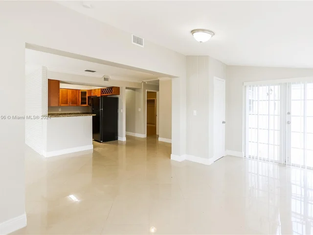 3861 NW 6th Ct # 1, Lauderhill FL 33311