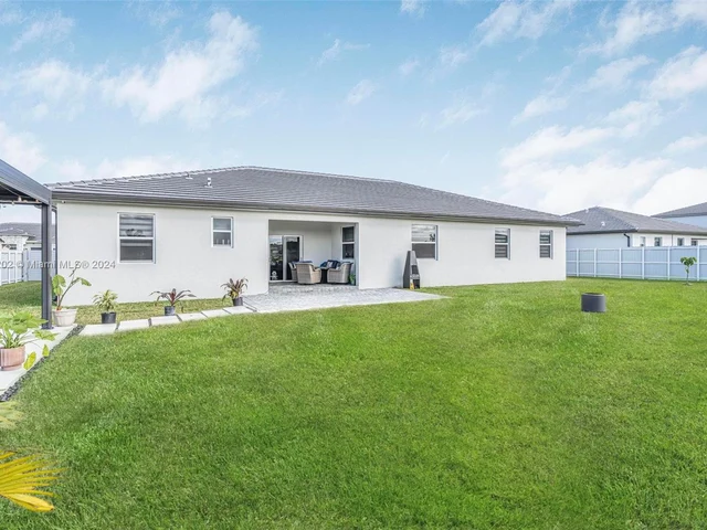 19080 SW 133rd Ct, Miami FL 33177