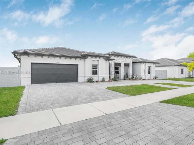 19080 SW 133rd Ct, Miami FL 33177