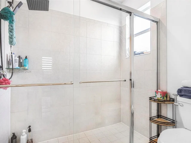 19080 SW 133rd Ct, Miami FL 33177