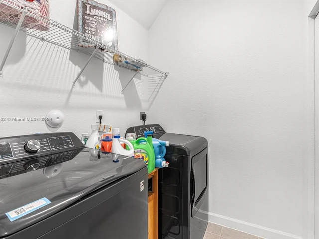 19080 SW 133rd Ct, Miami FL 33177