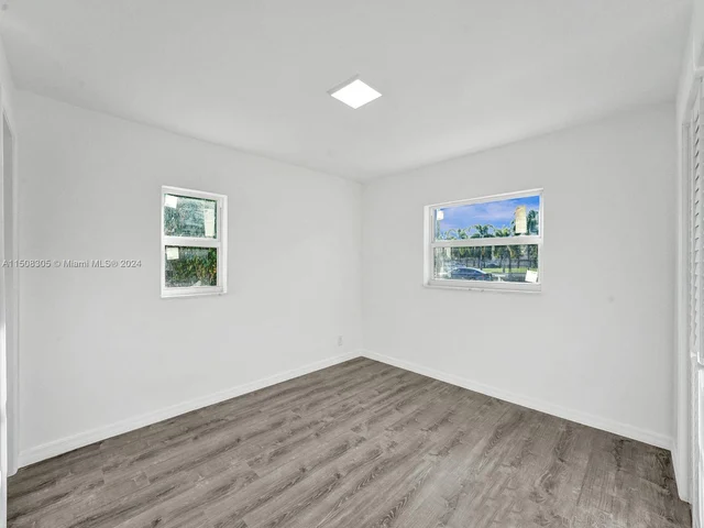 3831 NW 4th Ct, Lauderhill FL 33311